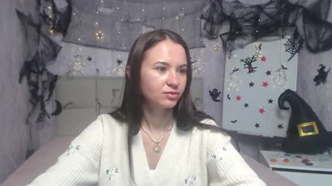 Kara online show from October 18, 7:04 pm