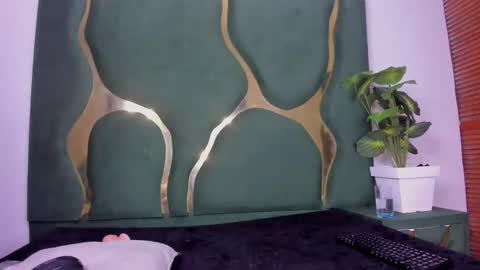 kiaraht online show from March 26, 6:15 am