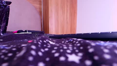 kiaralopez_ online show from May 20, 3:03 am