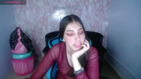 kiara online show from August 3, 8:36 pm