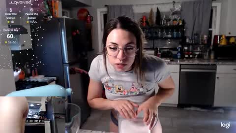 Kiersten online show from December 21, 5:12 am