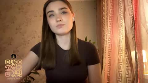 Ola my name is Lissa  Lets hit 10 Thumbs Up together   online show from February 6, 8:12 pm