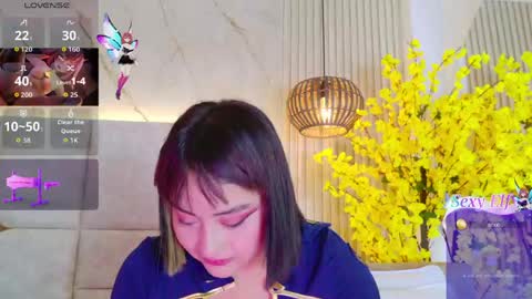 kiim01 online show from May 24, 1:43 pm