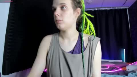 Kiki online show from December 20, 10:30 am