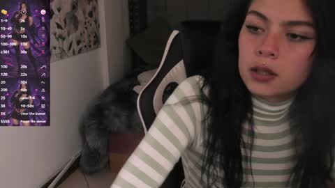 Kikii  online show from March 26, 4:36 am