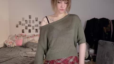 Kiki online show from May 24, 10:58 am