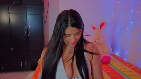 kim_20coliie online show from April 7, 9:28 pm