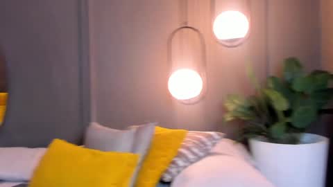 Kim online show from January 3, 1:03 pm