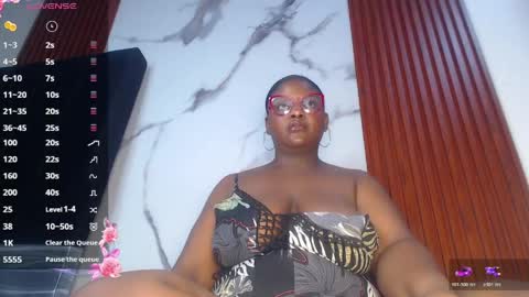 Kim  Follow me please online show from May 23, 2:43 am