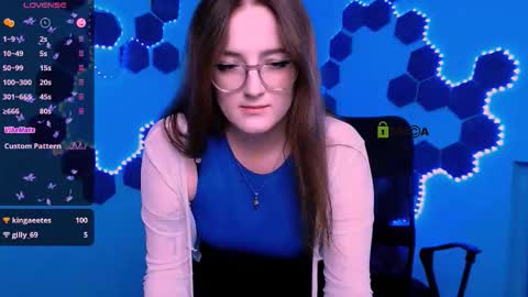 kim_classy online show from December 2, 9:28 pm