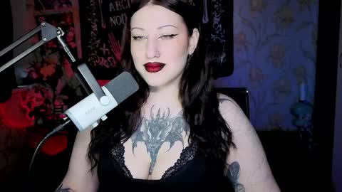 Hi Im Kimberly but u can call me Kim. Turn on ur sound i love to talk and moan online show from May 14, 1:55 am