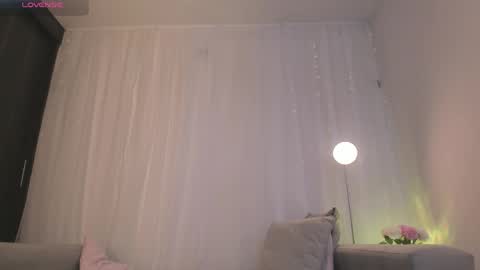 Kim online show from May 14, 4:46 pm