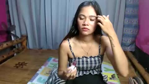 kim_starr online show from May 18, 3:05 am