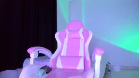 kim online show from May 23, 7:39 am