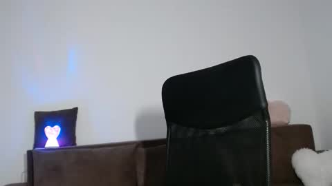 Kim online show from January 19, 6:53 am