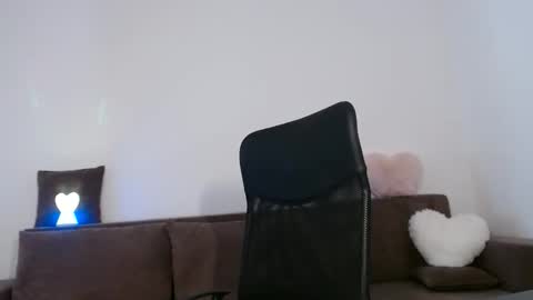 Kim online show from May 29, 7:28 am