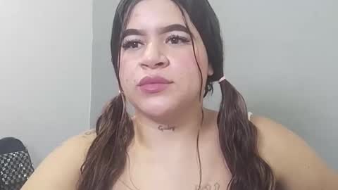 kimberly0319 online show from April 9, 3:53 am