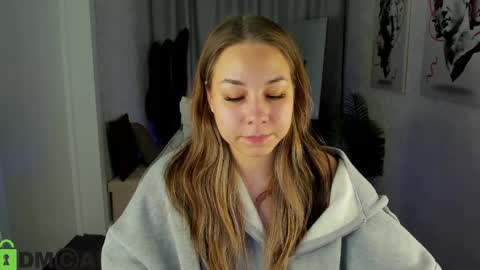 Kim online show from March 26, 9:44 am