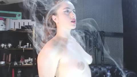  KIMBERLY SWAN  online show from February 13, 8:10 pm