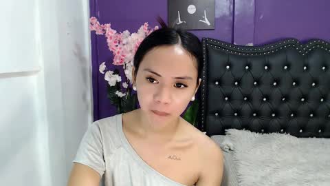 Kimberly online show from May 24, 3:05 am