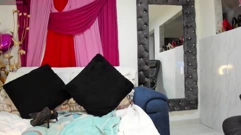 Kimberly online show from October 18, 5:26 pm