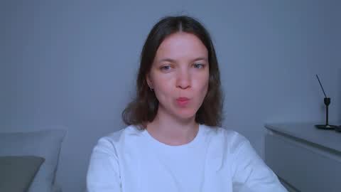 Kimberly online show from May 20, 9:17 am