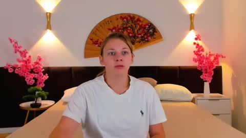 kimberlypierce online show from September 22, 3:10 pm