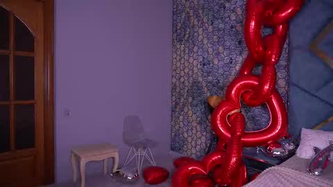 Kim online show from February 18, 3:00 pm