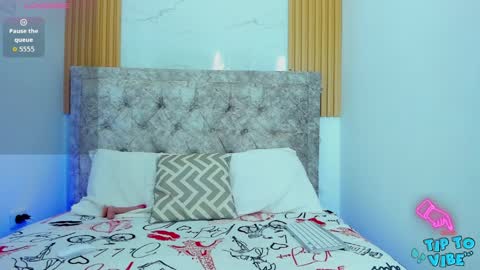 KAREN  online show from April 8, 7:16 pm