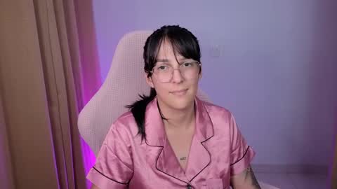 Snapshot of kimflexible_ chatting on October 8, 4:39 am Kim 3 online show from October 8, 4:39 am
