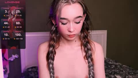 Kimiko online show from November 7, 7:30 pm