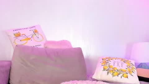 Natalie online show from March 28, 8:36 am