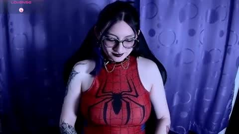 Snapshot of kimlennox_ chatting on January 23, 7:07 pm online show from January 23, 7:07 pm