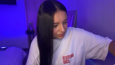 kimmi online show from May 12, 10:16 pm