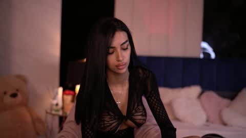 Kim online show from November 10, 3:51 pm