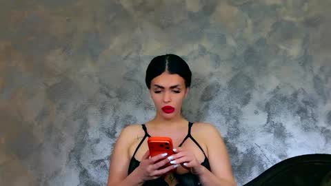 Kim Wilmes online show from May 8, 1:58 pm