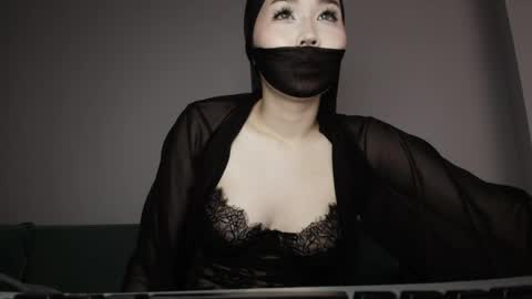 Kimi online show from May 23, 3:38 am