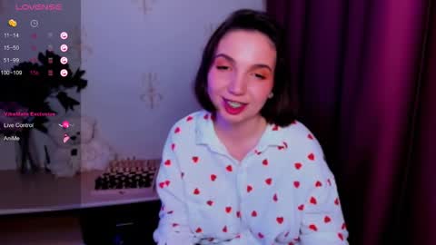 Hazel online show from November 28, 1:52 am