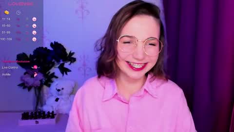 Hazel online show from February 6, 7:06 pm