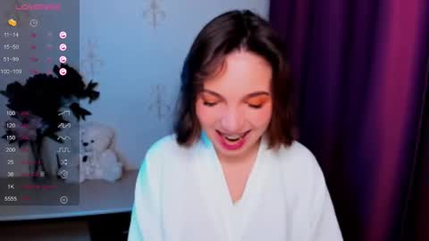 Hazel online show from November 18, 9:10 am