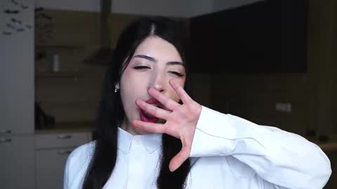 Megan online show from November 9, 4:30 am