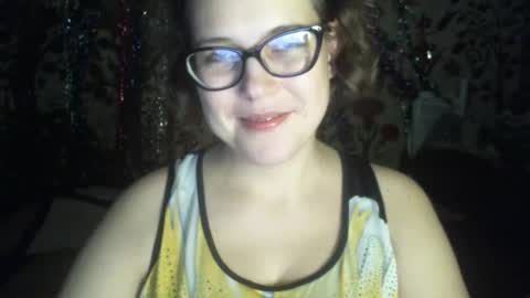 Snapshot of kindsweet chatting on October 12, 2:03 am kindsweet online show from October 12, 2:03 am