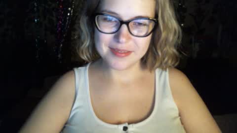 Snapshot of kindsweet chatting on March 11, 12:44 am kindsweet online show from March 11, 12:44 am