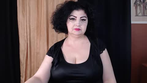 Snapshot of kinkyblacky chatting on September 30, 8:20 am MistressBlacky online show from September 30, 8:20 am