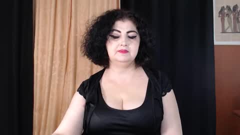 Snapshot of kinkyblacky chatting on September 19, 7:18 am MistressBlacky online show from September 19, 7:18 am