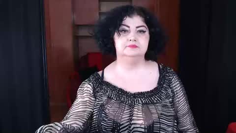 Snapshot of kinkyblacky chatting on January 29, 11:09 am MistressBlacky online show from January 29, 11:09 am