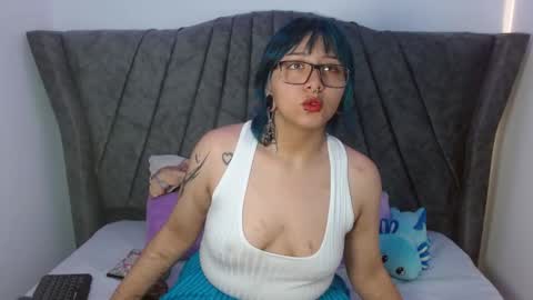 kinkydoll69_ online show from September 22, 8:07 pm