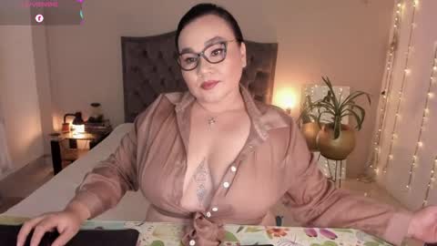 Jenny online show from May 17, 6:01 am