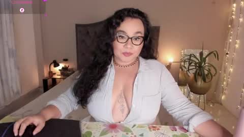 Jenny online show from May 2, 5:33 am