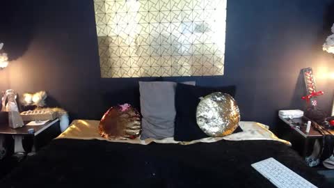 kinkyy_mom online show from May 7, 5:05 pm